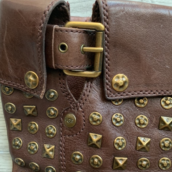 🌻SALE!🌻UGG Australia Conor leather antique hammered studded brown biker boot - Picture 2 of 7